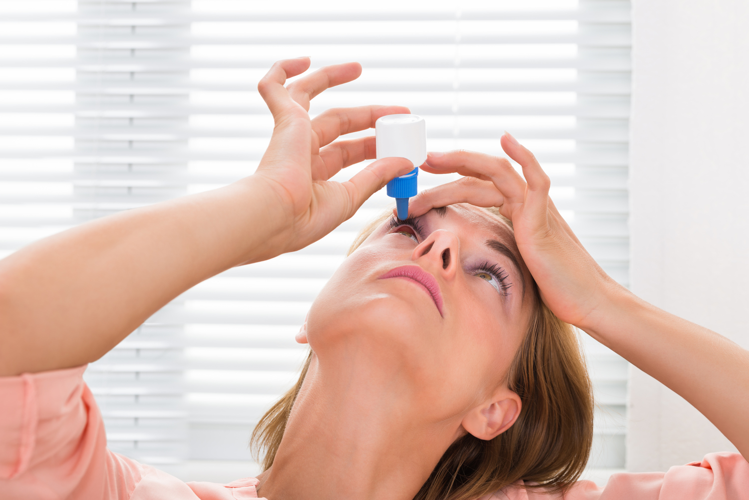 Causes and Symptoms of Dry Eyes