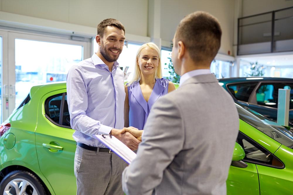 Financing vs. Leasing a Vehicle: Mistakes to Avoid for First Time Shoppers