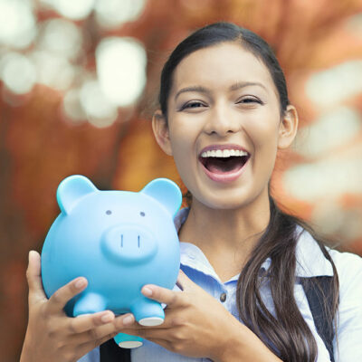 The pros and cons of savings accounts for students